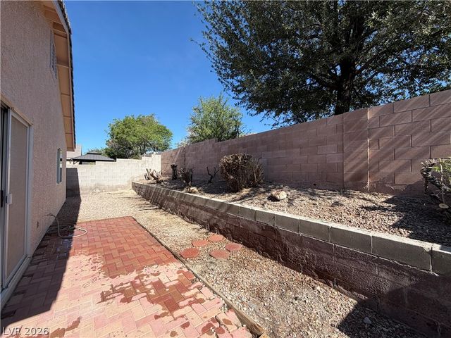 7820 Odysseus Avenue, Las Vegas, NV 89131