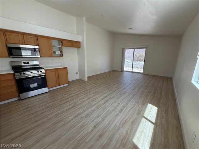 7820 Odysseus Avenue, Las Vegas, NV 89131