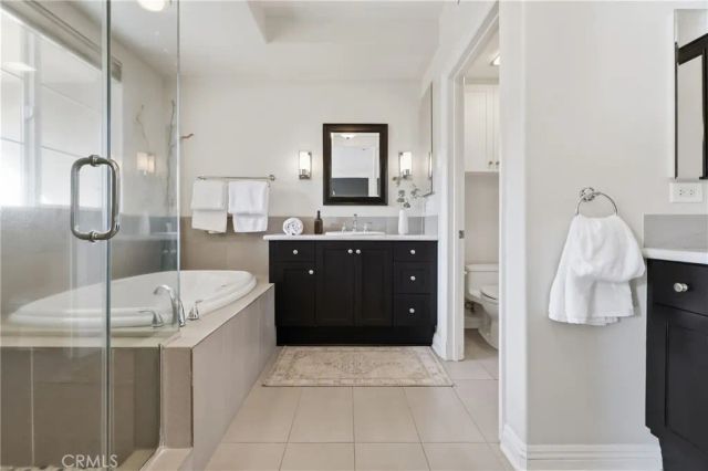 5831 Seawalk Drive 140, Playa Vista, CA 90094