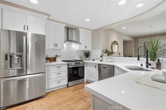 5831 Seawalk Drive 140, Playa Vista, CA 90094