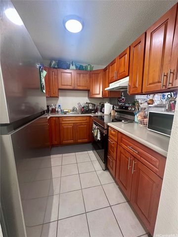46-232 Kahuhipa Street F103, Kaneohe, HI 96744
