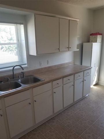 2823 Cleburne Street, Houston, TX 77004