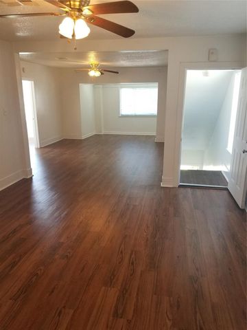 2823 Cleburne Street, Houston, TX 77004