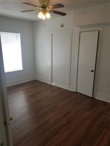 2823 Cleburne Street, Houston, TX 77004