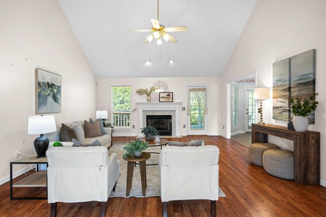 8837 River Cove Drive, Harrison, TN 37341