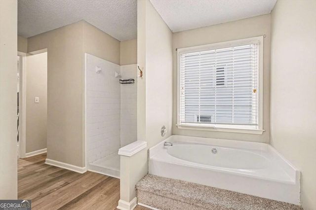 959 Briarleigh Court, Lawrenceville, GA 30044