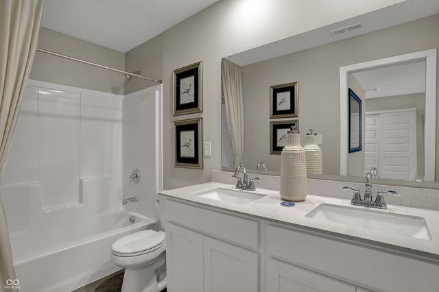 6052 Slippery Elm Bend, Noblesville, IN 46062