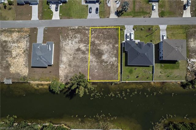 113 NE 8th TER, Cape Coral, FL 33909