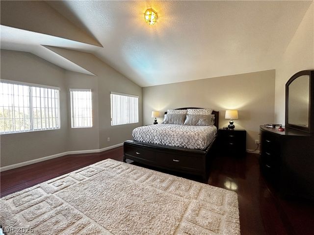 2013 Sedona Creek Circle, Las Vegas, NV 89128