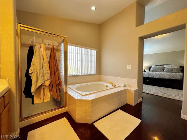 2013 Sedona Creek Circle, Las Vegas, NV 89128