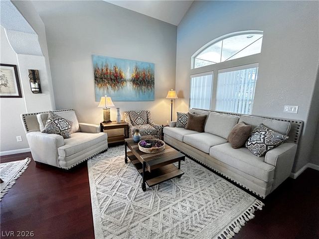 2013 Sedona Creek Circle, Las Vegas, NV 89128