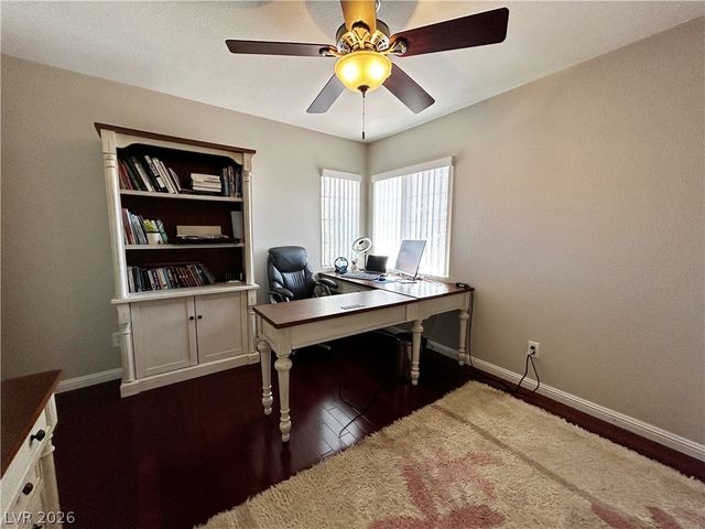 2013 Sedona Creek Circle, Las Vegas, NV 89128