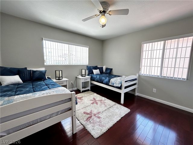 2013 Sedona Creek Circle, Las Vegas, NV 89128