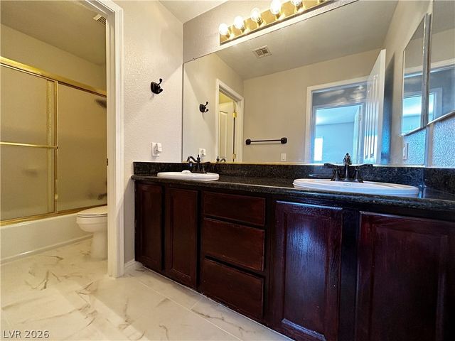 2013 Sedona Creek Circle, Las Vegas, NV 89128