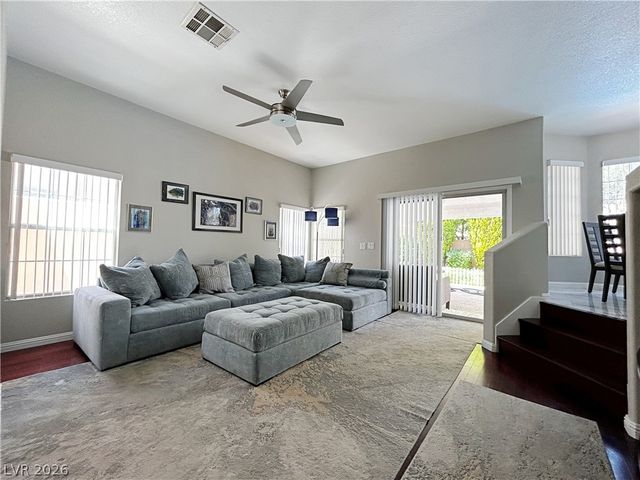2013 Sedona Creek Circle, Las Vegas, NV 89128