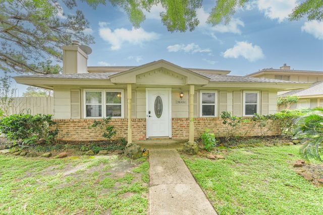 5646 Birchmont Drive 11, Houston, TX 77091