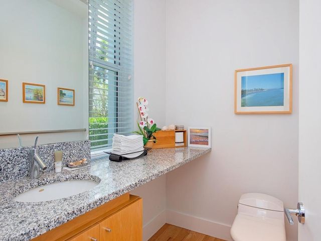 4253 Cutlass LN, Naples, FL 34102