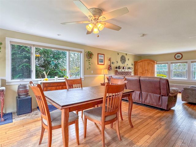 21 Maple Avenue, East Moriches, NY 11940