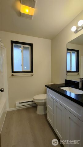 924 - 926 CRESTVIEW Lane, Mount Vernon, WA 98273