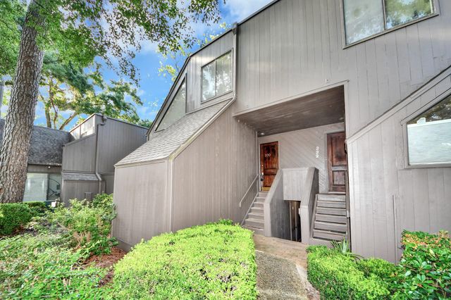 330 Litchfield Lane 37, Houston, TX 77024