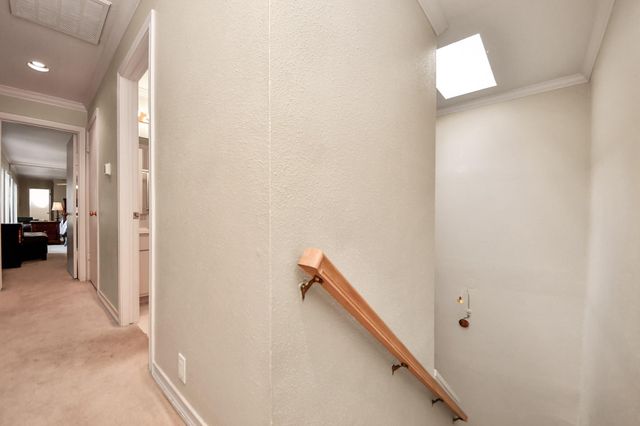 330 Litchfield Lane 37, Houston, TX 77024