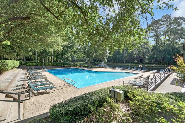 330 Litchfield Lane 37, Houston, TX 77024