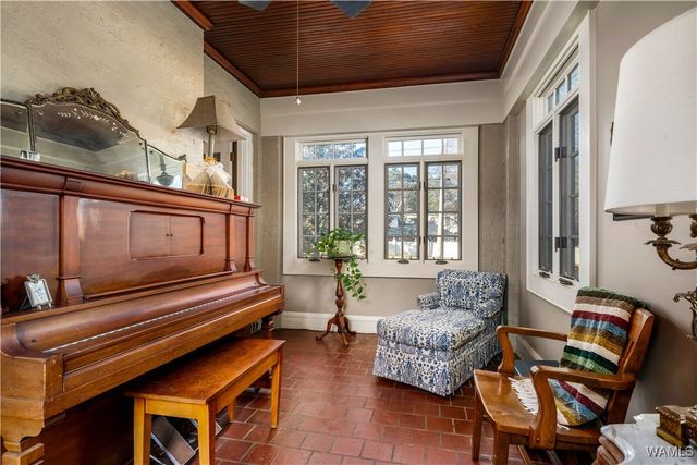 1601 13th, Tuscaloosa, AL 35401