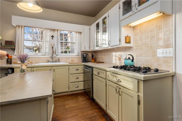 1601 13th, Tuscaloosa, AL 35401