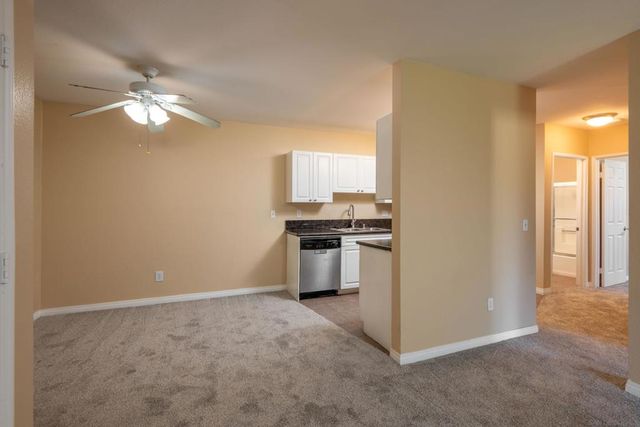 2980 Alta View Dr 202, San Diego, CA 92139