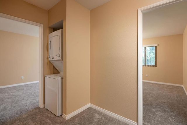 2980 Alta View Dr 202, San Diego, CA 92139
