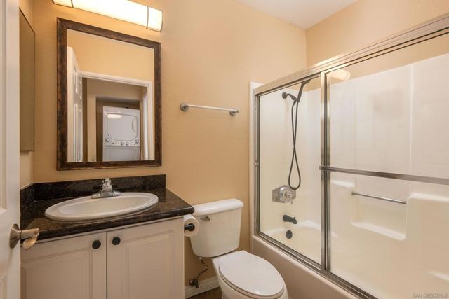 2980 Alta View Dr 202, San Diego, CA 92139