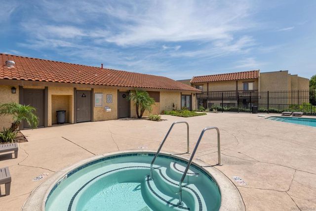 2980 Alta View Dr 202, San Diego, CA 92139