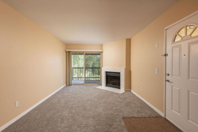 2980 Alta View Dr 202, San Diego, CA 92139