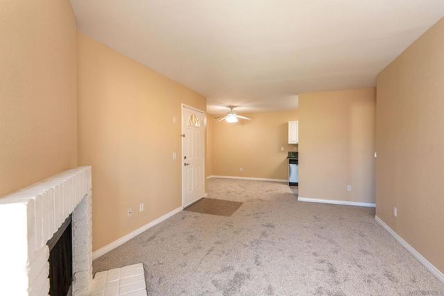 2980 Alta View Dr 202, San Diego, CA 92139