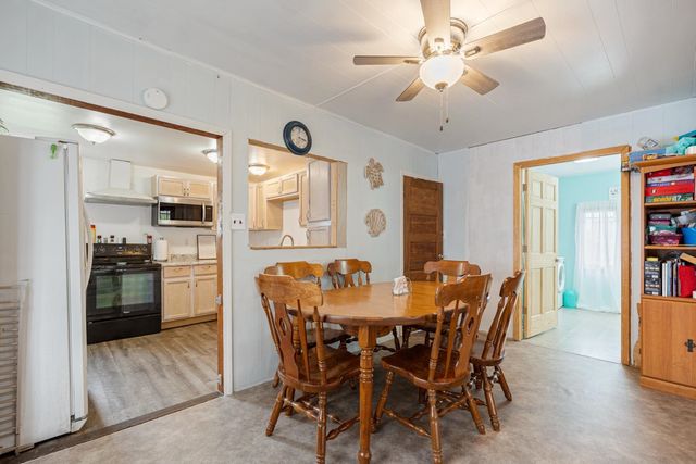 8532 E Wesley Lane, North Webster, IN 46555