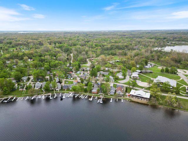8532 E Wesley Lane, North Webster, IN 46555