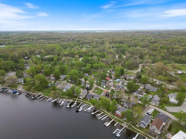 8532 E Wesley Lane, North Webster, IN 46555