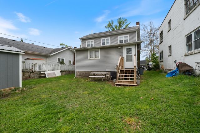8532 E Wesley Lane, North Webster, IN 46555