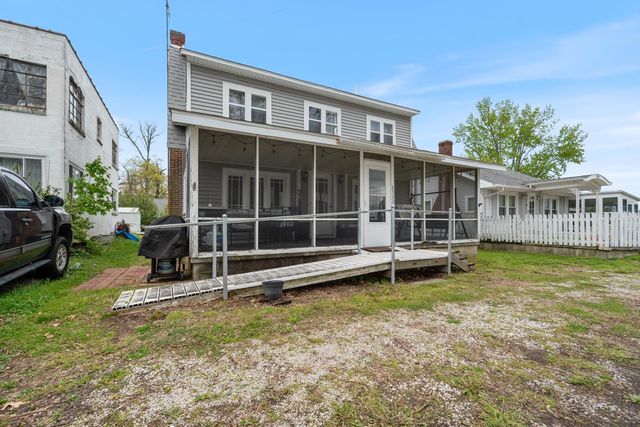 8532 E Wesley Lane, North Webster, IN 46555