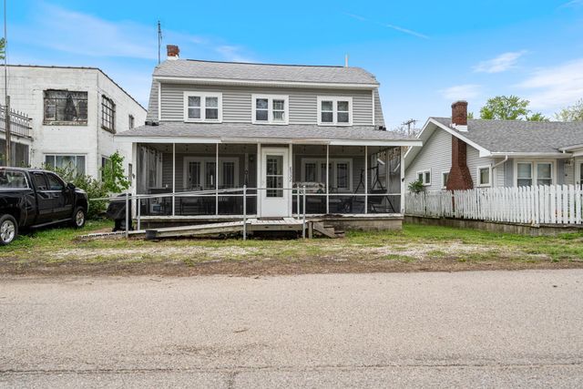 8532 E Wesley Lane, North Webster, IN 46555