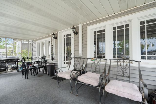 8532 E Wesley Lane, North Webster, IN 46555