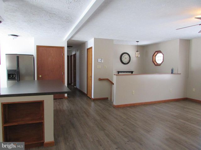 346 LUTZ LN, Port Matilda, PA 16870