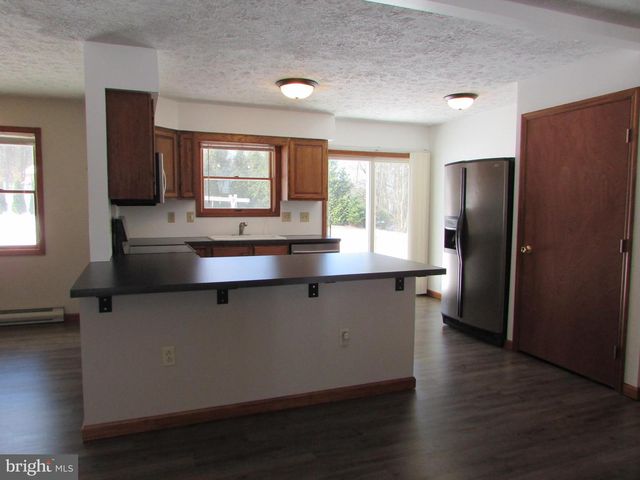 346 LUTZ LN, Port Matilda, PA 16870