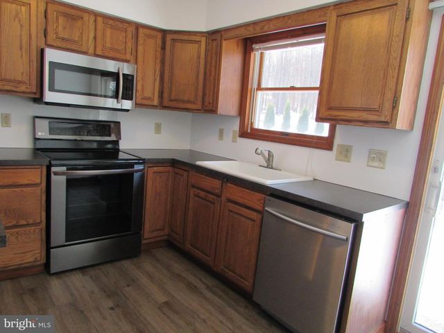 346 LUTZ LN, Port Matilda, PA 16870