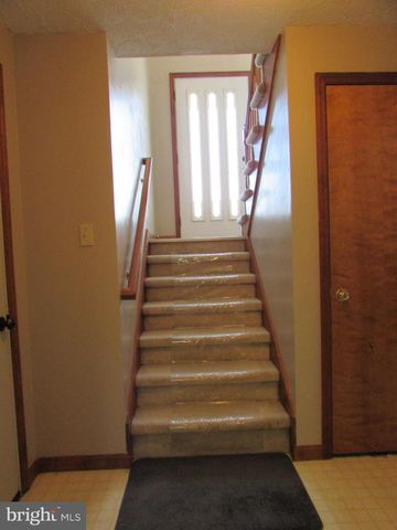 346 LUTZ LN, Port Matilda, PA 16870