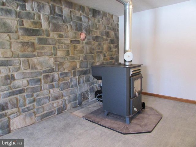 346 LUTZ LN, Port Matilda, PA 16870