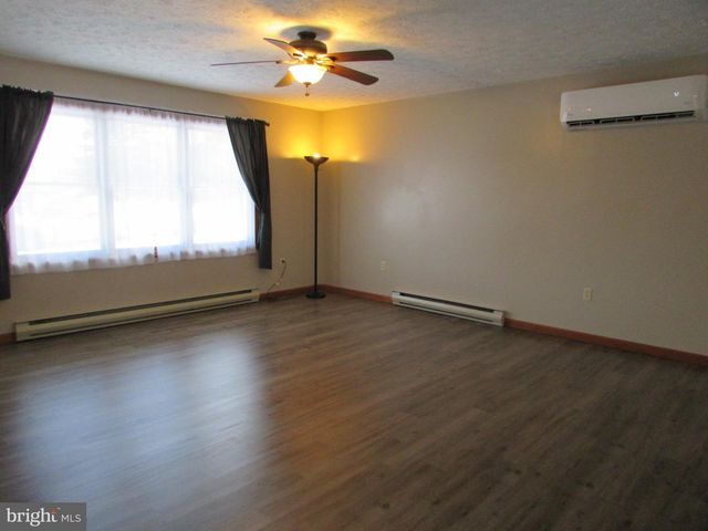 346 LUTZ LN, Port Matilda, PA 16870