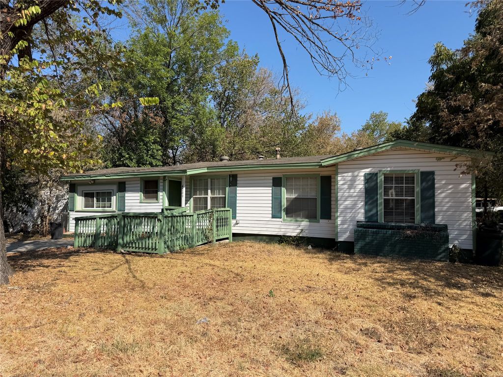 4209 Monna Street, Haltom City, TX 76117