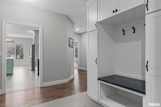 10 The Elms Lane, Springfield, IL 62712