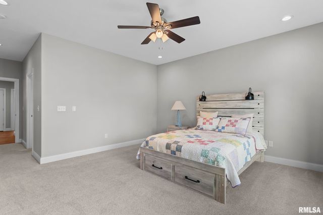 10 The Elms Lane, Springfield, IL 62712